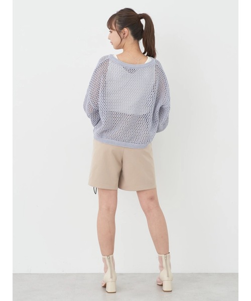 earth music&ecology(アースミュージックアンドエコロジー)の「スパンコールショートゆるニット(ニット/セーター・レディース・ブラック/アイボリー/ライム/サックスブルー・FREE)」の11枚目の写真