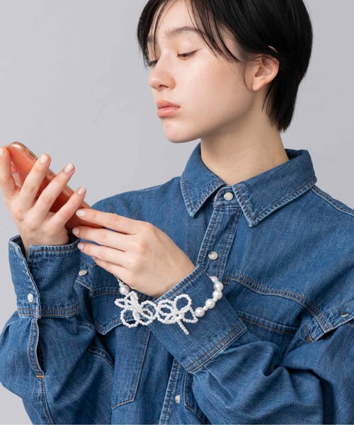 Casselini（キャセリーニ）の「Casselini(キャセリーニ)フラワービーズハンドストラップ（スマホケース/カバー・レディース・シルバー/ピンク/ホワイト・FREE）」の8枚目の写真