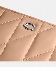 COACH（コーチ）の「キラ クロスボディ・ピロー キルティング
