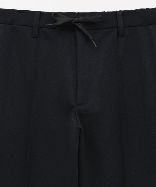 MEN'S BIGI（メンズビギ）の「ポリエステルヘリンボーンストレッチパンツ（スラックス・メンズ・ネイビー・01）」の2枚目の写真