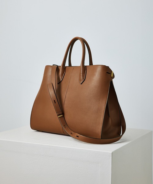 ROPE'（ロペ）の「【A4対応】【通勤】サイドメタルビッグトート【追加生産】（トートバッグ・レディース・ブラック/キャメル/ダークブラウン・FREE）」の3枚目の写真