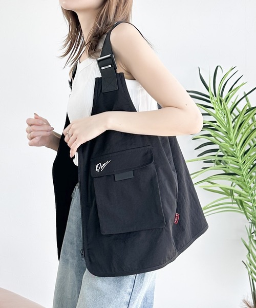 Java（ジャバ）の「《Javaジャバコラボ》垢抜けた大人のアウトドスタイル。太ストラップ立体ポケットベスト（ベスト・レディース・アイボリー/ブラック・X-LARGE/SMALL/MEDIUM/LARGE）」の10枚目の写真