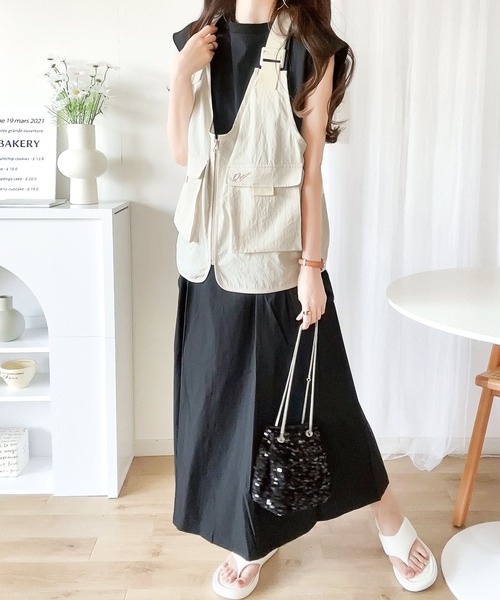 Java（ジャバ）の「《Javaジャバコラボ》垢抜けた大人のアウトドスタイル。太ストラップ立体ポケットベスト（ベスト・レディース・アイボリー/ブラック・X-LARGE/SMALL/MEDIUM/LARGE）」の5枚目の写真