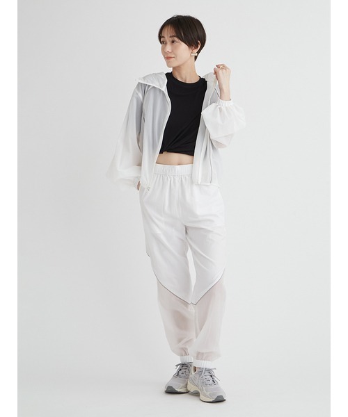 emmi(エミ)の「eco 撥水ナイロンエアーパンツ(その他パンツ・レディース・ライトグレー/ホワイト・FREE)」の14枚目の写真