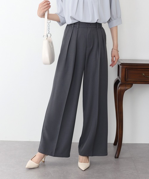 BLUEEAST(ブルーイースト)の「ベーシックツータックパンツ(スラックス・レディース・ピンク/グレー/アイボリー/ブラック・MEDIUM)」の3枚目の写真