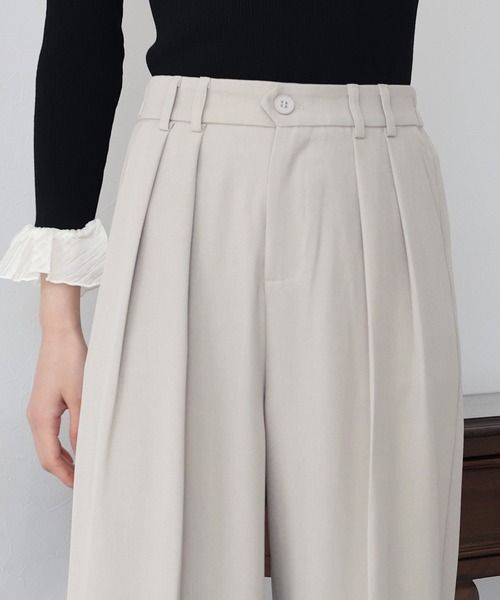 BLUEEAST(ブルーイースト)の「ベーシックツータックパンツ(スラックス・レディース・ピンク/グレー/アイボリー/ブラック・MEDIUM)」の16枚目の写真