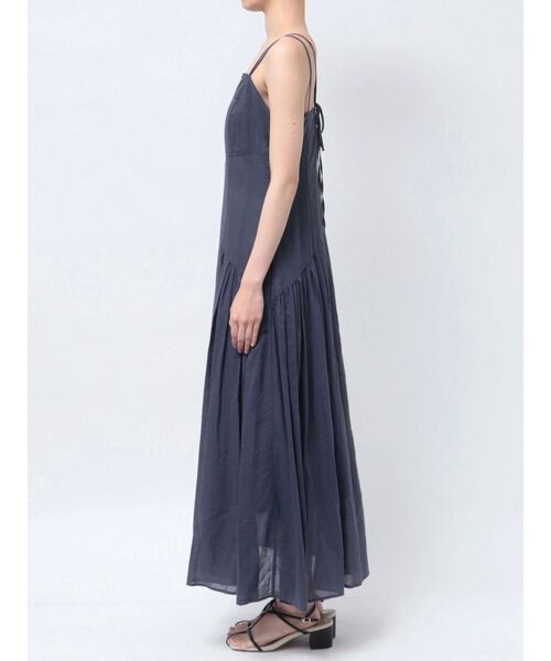 LAGUNAMOON(ラグナムーン)の「コットンギャザーキャミワンピース(ワンピース・レディース・ネイビー/レッド・SMALL/MEDIUM)」の14枚目の写真