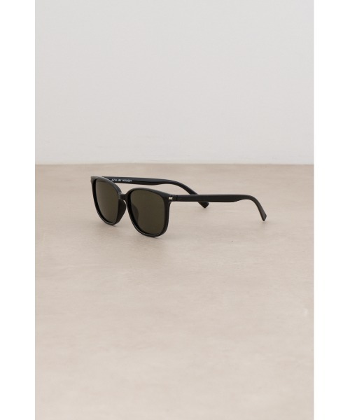 AZUL by moussy（アズールバイマウジー）の「ベーシックウェリントンアイウェア（サングラス・レディース・ブラック/クリア・FREE）」の7枚目の写真