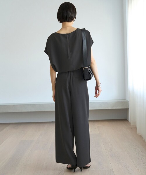 UNFILO(アンフィーロ)の「サマーセットアップ ワイドパンツ(その他パンツ・レディース・ライトグレー系/ブラック系/グレー系・MEDIUM/SMALL/X-SMALL/LARGE)」の7枚目の写真