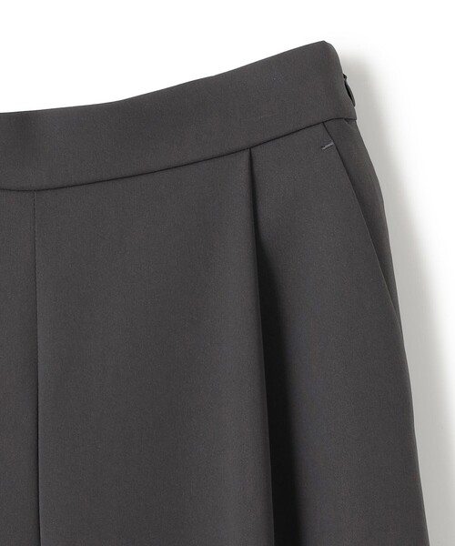 UNFILO(アンフィーロ)の「サマーセットアップ ワイドパンツ(その他パンツ・レディース・ライトグレー系/ブラック系/グレー系・MEDIUM/SMALL/X-SMALL/LARGE)」の18枚目の写真