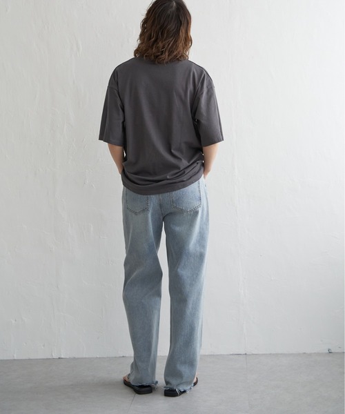 MICKEY MOUSE(ミッキーマウス)の「Mickey Mouse ミッキーマウス ユーズドライク ミッキー Tシャツ(Tシャツ/カットソー・レディース・グレー/ダークグレー/チャコール・M/L)」の20枚目の写真