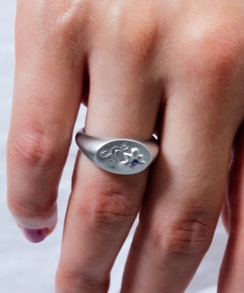 whim(ウィム)の「【NEW】Flower Stone Ring(リング・レディース・ゴールド/シルバー・#9/#13)」の9枚目の写真