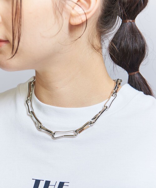 BEAUTY&YOUTH UNITED ARROWS(ビューティーアンドユースユナイテッドアローズ)の「メタル フレーム ネックレス(ネックレス・レディース・シルバー・FREE)」の1枚目の写真