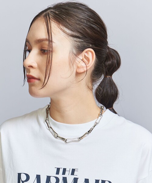 BEAUTY&YOUTH UNITED ARROWS(ビューティーアンドユースユナイテッドアローズ)の「メタル フレーム ネックレス(ネックレス・レディース・シルバー・FREE)」の2枚目の写真