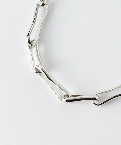 BEAUTY&YOUTH UNITED ARROWS(ビューティーアンドユースユナイテッドアローズ)の「メタル フレーム ネックレス(ネックレス・レディース・シルバー・FREE)」の4枚目の写真