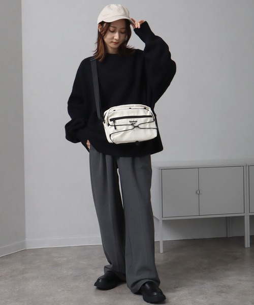 Reebok(リーボック)の「【Reebok/リーボック】ドローコード ショルダーバッグ(ショルダーバッグ・メンズ・ブラック/アイボリー/チャコール・FREE)」の12枚目の写真