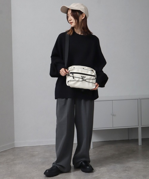 Reebok(リーボック)の「【Reebok/リーボック】ドローコード ショルダーバッグ(ショルダーバッグ・メンズ・ブラック/アイボリー/チャコール・FREE)」の13枚目の写真