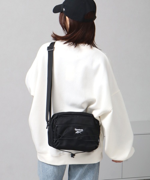 Reebok(リーボック)の「【Reebok/リーボック】ドローコード ショルダーバッグ(ショルダーバッグ・メンズ・ブラック/アイボリー/チャコール・FREE)」の18枚目の写真