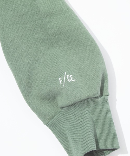 F/CE. （エフシーイー）の「F/CE. RE SWEAT POLO PO / エフシーイー リサイクル スウェット ポロ P/O（スウェット・メンズ・グリーン/チャコール/アイボリー・MEDIUM/LARGE/SMALL）」の14枚目の写真