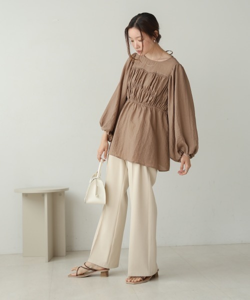 Bab(バブ)の「バックリボンシャーリングブラウス(シャツ/ブラウス・レディース・モカ/サンドベージュ/ライトグレー・M)」の16枚目の写真