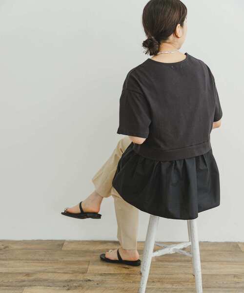 ITEMS URBANRESEARCH(アイテムズ アーバンリサーチ)の「ドッキングTシャツ(Tシャツ/カットソー・レディース・オフホワイト/ブラック/キャメル・FREE)」の11枚目の写真