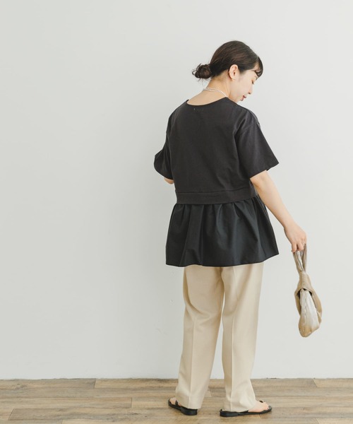 ITEMS URBANRESEARCH(アイテムズ アーバンリサーチ)の「ドッキングTシャツ(Tシャツ/カットソー・レディース・オフホワイト/ブラック/キャメル・FREE)」の16枚目の写真