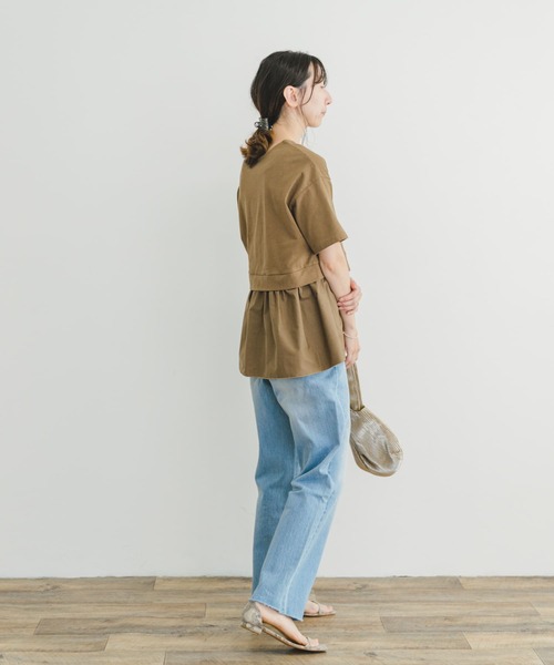 ITEMS URBANRESEARCH(アイテムズ アーバンリサーチ)の「ドッキングTシャツ(Tシャツ/カットソー・レディース・オフホワイト/ブラック/キャメル・FREE)」の21枚目の写真