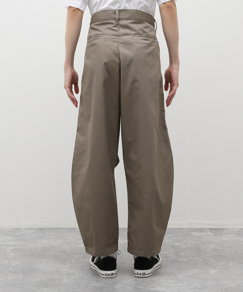 JOURNAL STANDARD(ジャーナルスタンダード)の「TCツイル カーブパンツ(チノパンツ・メンズ・ブラック/グレー/ベージュ系その他・MEDIUM/LARGE)」の7枚目の写真