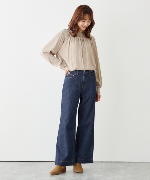 Petit Honfleur(プチオンフルール)の「ラメ入りバギーデニムパンツ(デニムパンツ・レディース・ネイビー/ブラック・64/67)」の11枚目の写真