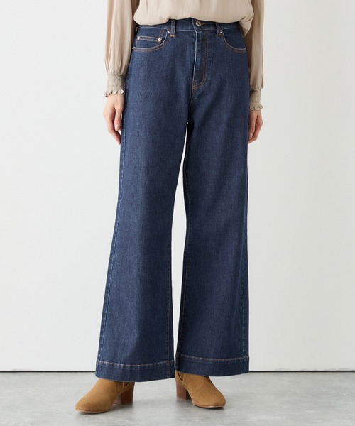 Petit Honfleur(プチオンフルール)の「ラメ入りバギーデニムパンツ(デニムパンツ・レディース・ネイビー/ブラック・64/67)」の18枚目の写真