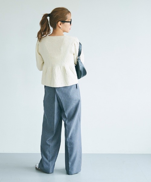 coca（coca）（コカ）の「ラメニットパールボタンペプラムカーディガン（カーディガン/ボレロ・レディース・アイボリー/チャコール/ブラック/ライトグレー・S/M/L）」の10枚目の写真