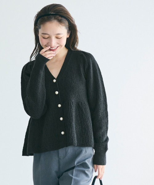 coca（coca）（コカ）の「ラメニットパールボタンペプラムカーディガン（カーディガン/ボレロ・レディース・アイボリー/チャコール/ブラック/ライトグレー・S/M/L）」の17枚目の写真