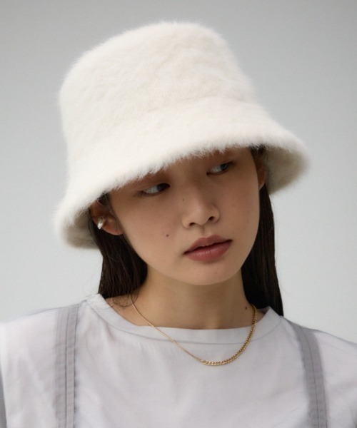 AZUL by moussy(アズールバイマウジー)の「シャギーバケットハット(ハット・レディース・アイボリー/ブラック/ライトグレー・FREE)」の2枚目の写真