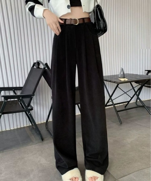 kirakiraShop（キラキラショップ）の「≪サイズ展開あり≫ あったかいのに美脚見せ。裏起毛 コーデュロイ スラックス パンツ（スラックス・レディース・ブラック/アイボリー/ブラウン/ベージュ・S/M/L）」の6枚目の写真