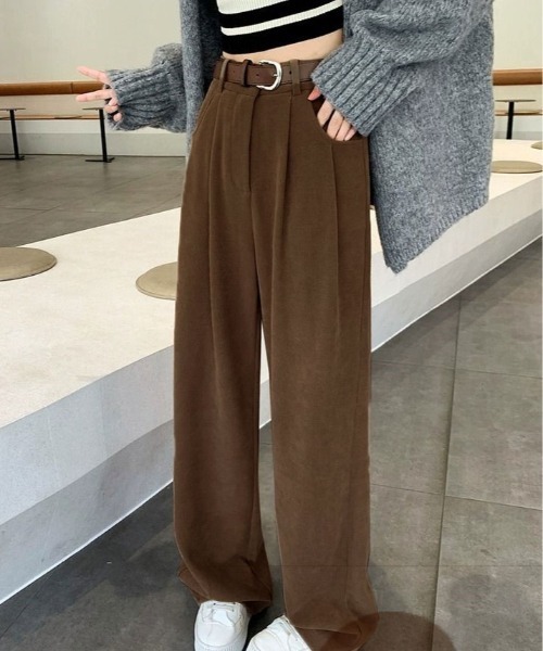 kirakiraShop（キラキラショップ）の「≪サイズ展開あり≫ あったかいのに美脚見せ。裏起毛 コーデュロイ スラックス パンツ（スラックス・レディース・ブラック/アイボリー/ブラウン/ベージュ・S/M/L）」の10枚目の写真