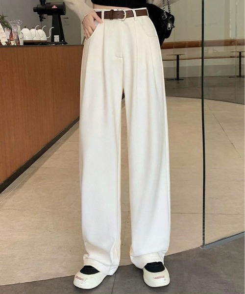 kirakiraShop（キラキラショップ）の「≪サイズ展開あり≫ あったかいのに美脚見せ。裏起毛 コーデュロイ スラックス パンツ（スラックス・レディース・ブラック/アイボリー/ブラウン/ベージュ・S/M/L）」の19枚目の写真