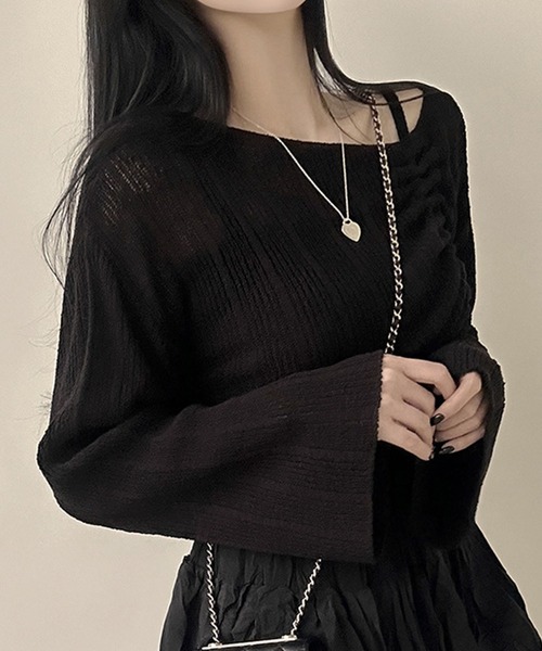 GLAMOROUS JANE(グラマラスジェーン)の「シャーリングリボンショート丈ニット×キャミ2点セット(ニット/セーター・レディース・ブラック/ベージュ/ホワイト・FREE)」の11枚目の写真