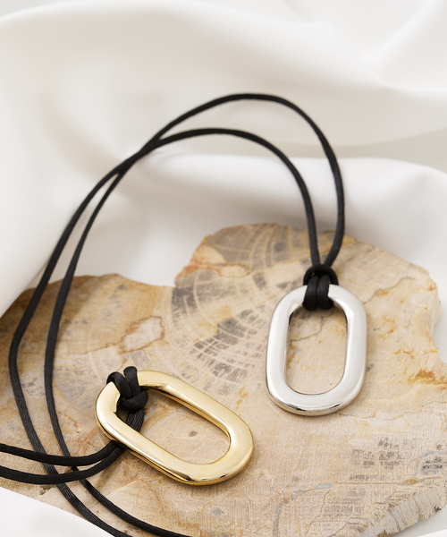 collex(コレックス)の「【dignif】【金属アレルギー対応】コードネックレス(ネックレス・レディース・ゴールド/シルバー・フリー)」の9枚目の写真