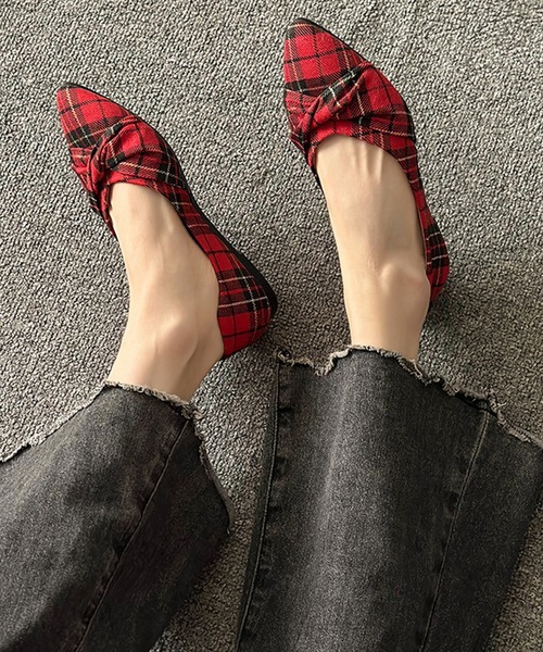CELINE　赤と白のチェック柄ポインテッドトゥパンプス チェック柄ポインテッドトゥパンプス（パンプス）｜MILAE（ミレ）の