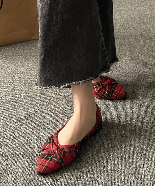 MILAE（ミレ）の「チェック柄ポインテッドトゥパンプス（パンプス・レディース・レッド/ベージュ・23cm/23.5cm/24cm/24.5cm）」の3枚目の写真