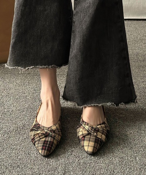 MILAE（ミレ）の「チェック柄ポインテッドトゥパンプス（パンプス・レディース・レッド/ベージュ・23cm/23.5cm/24cm/24.5cm）」の16枚目の写真