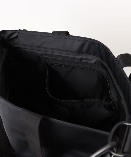 B.I.D.(ビーアイディー)の「《ADAMPATEK》firm polyester tote bag/ポリエステルビッグトートバッグ(トートバッグ・メンズ・ブラック/カーキ・FREE)」の6枚目の写真