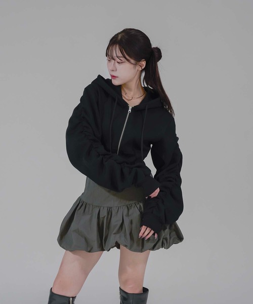 Calon mie(カロンミー)の「SHORT CORSET HOODIE / ショートコルセットフーディー(パーカー・レディース・ブラック/オフホワイト・FREE)」の18枚目の写真