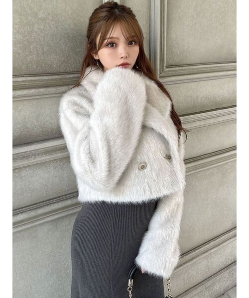 RESEXXY（リゼクシー）の「シャイニーファークロップドブルゾン（ブルゾン・レディース・アイボリー/ブラック/パープル・FREE）」の8枚目の写真