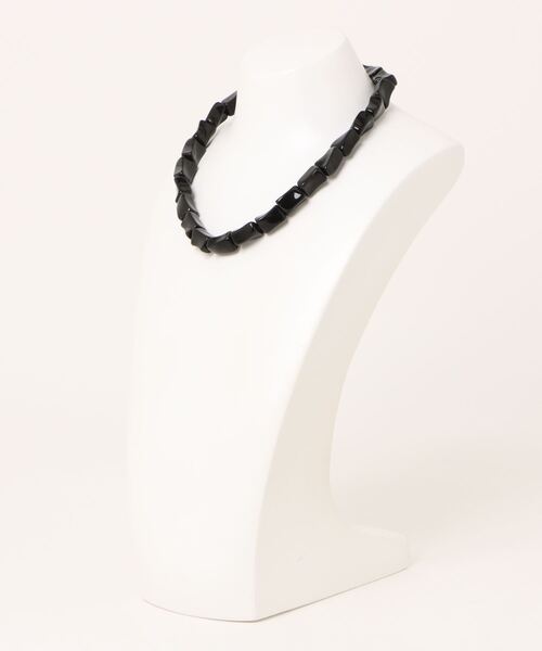 MIESROHE(ミースロエ)の「TWISTBEADSNECKLACE(ネックレス・レディース・ブラック/シルバー/ブルー・FREE)」の4枚目の写真