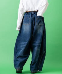 a.p.o.v.（エーピーオービー）の「a.p.o.v. バルーン変形スーパーワイドデニムパンツ（デニムパンツ）」