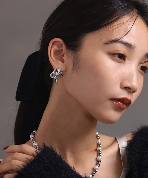 LHME(エルエイチエムイー)の「【WEB限定】“Moment”シャーリングピアス/サージカルステンレス(金属アレルギー対応)【LHME / エルエイチエムイー】(ピアス(両耳用)・レディース・シルバー・ONE SIZE)」の5枚目の写真