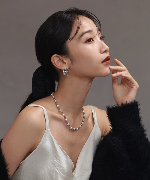 LHME(エルエイチエムイー)の「【WEB限定】“Moment”シャーリングピアス/サージカルステンレス(金属アレルギー対応)【LHME / エルエイチエムイー】(ピアス(両耳用)・レディース・シルバー・ONE SIZE)」の12枚目の写真