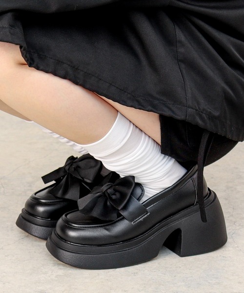 LOVEHUNTER(ラブハンター)の「LOVEHUNTER/+8.5cm 軽量厚底 ビッグリボンローファー(1698)(ローファー・レディース・ブラック系1/ブラック系2・S/M/L/LL)」の7枚目の写真