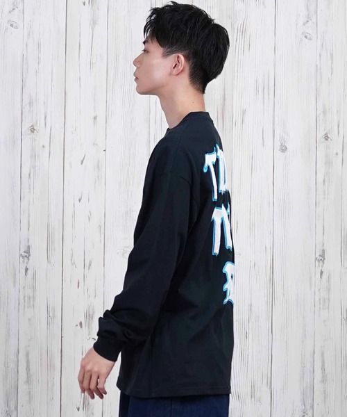 SANTA CRUZ（サンタクルーズ）の「【ムラサキスポーツ限定】SANTACRUZ/サンタクルーズ ロンT/長袖Tシャツ バックプリント 502251402（Tシャツ/カットソー・メンズ・ホワイト/ライトブラック・XL/L/M）」の4枚目の写真